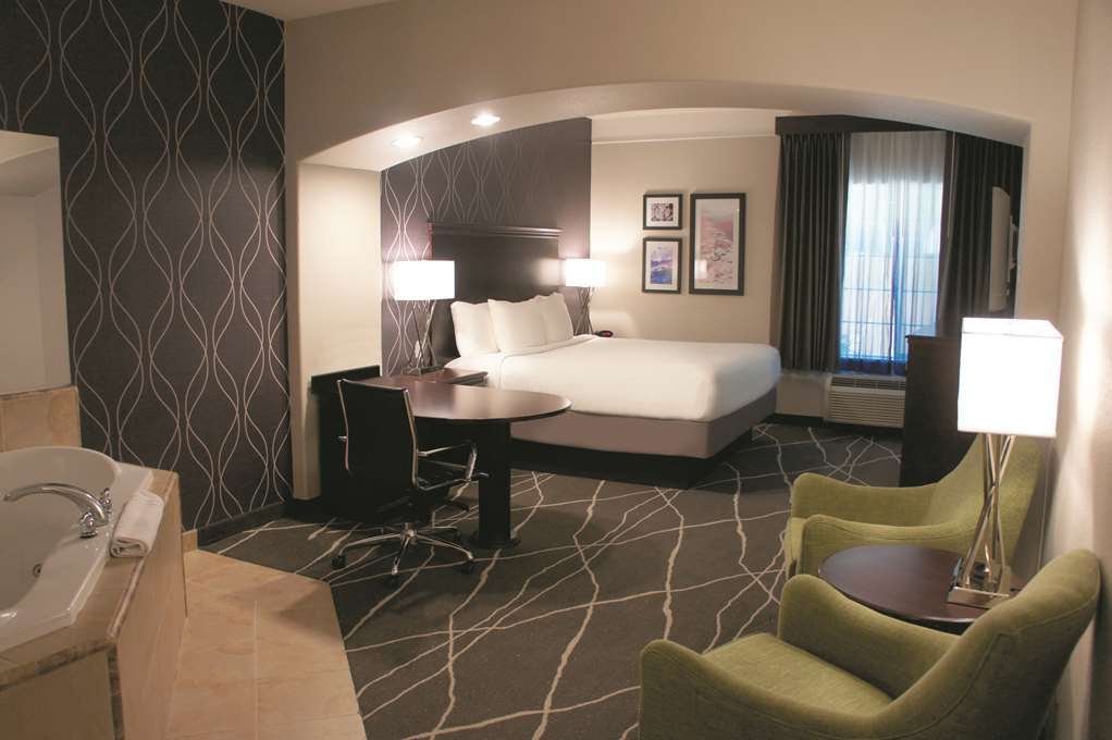 Fairfield By Marriott Inn & Suites Fresno Riverpark Szoba fotó